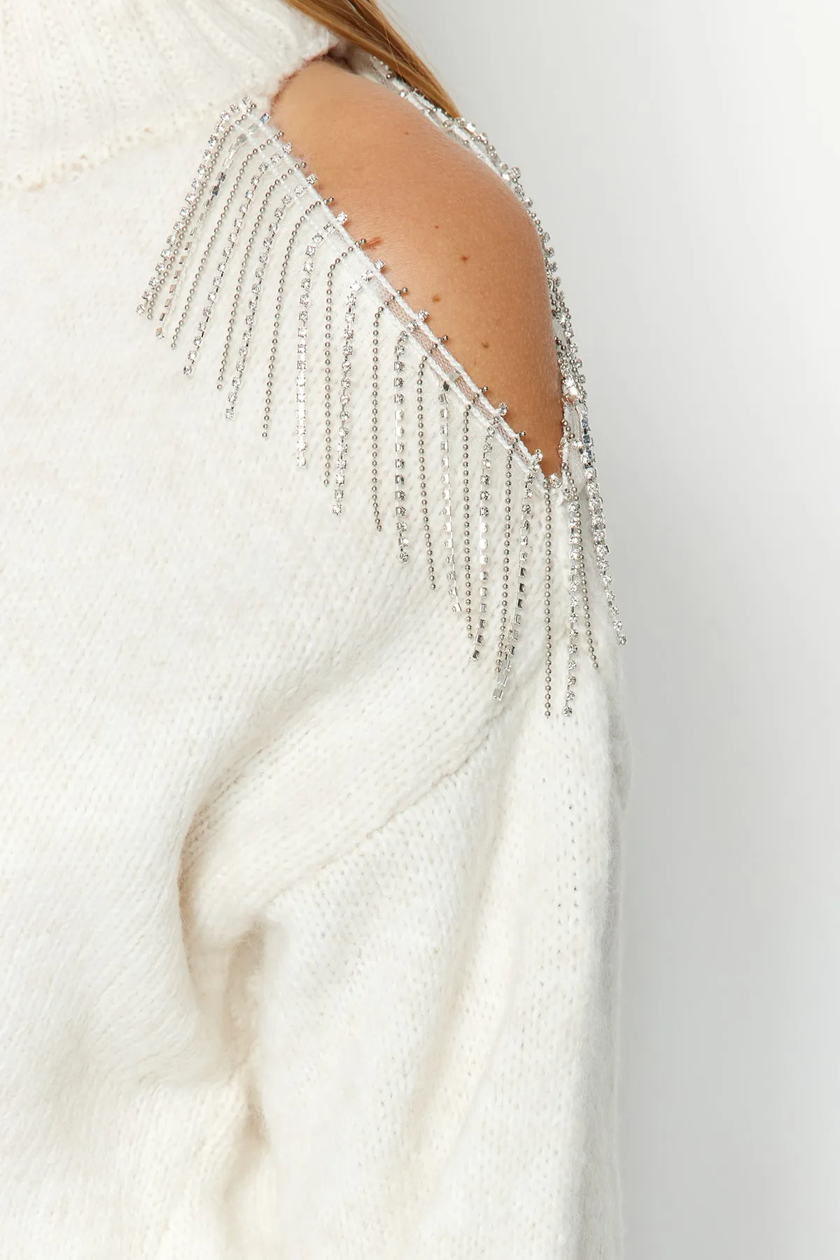Trendyol Collection  Steinfarbener Strickpullover mit Stehkragen TWOAW24KZ00120