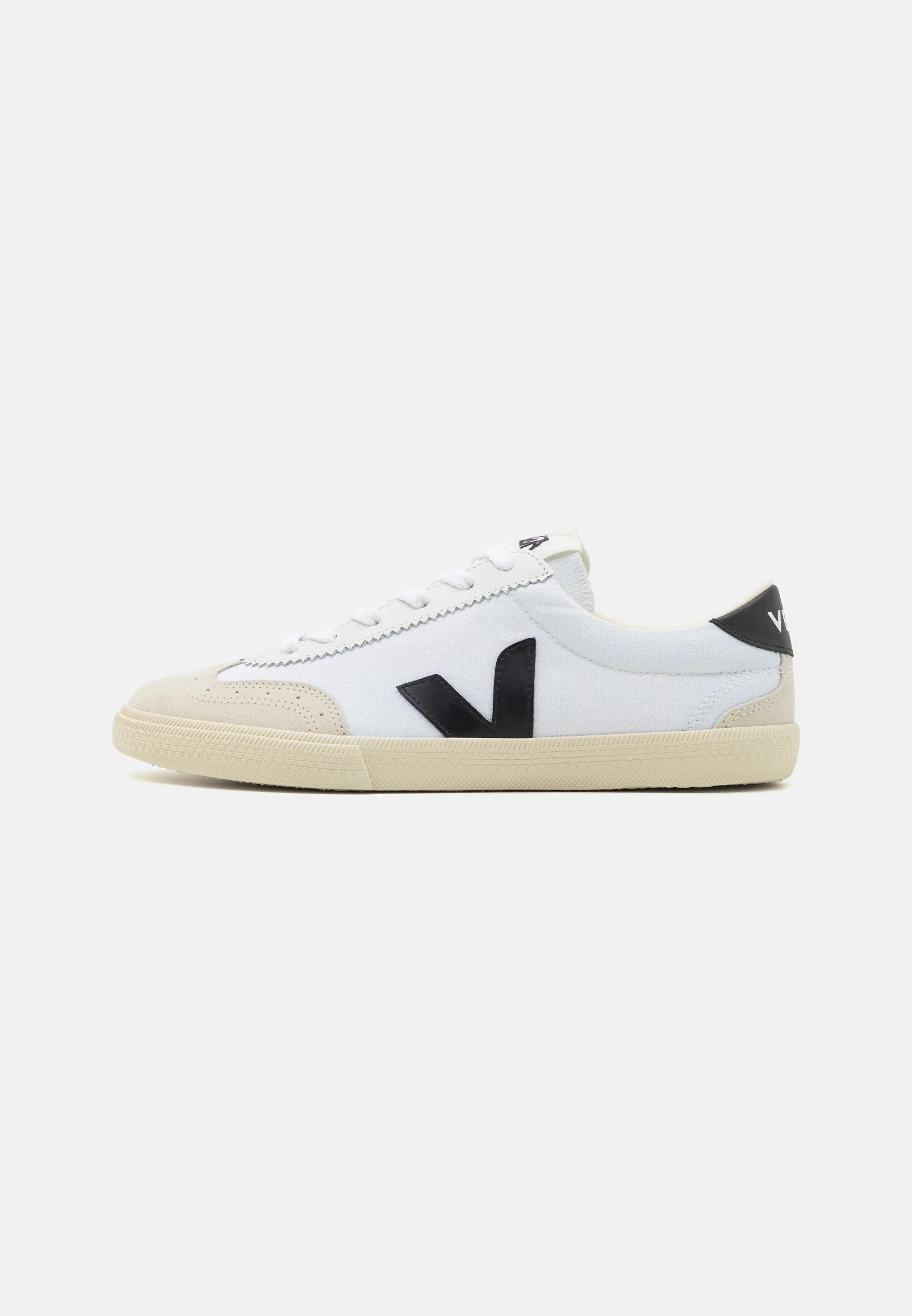 Veja VOLLEY - Zapatillas bajas