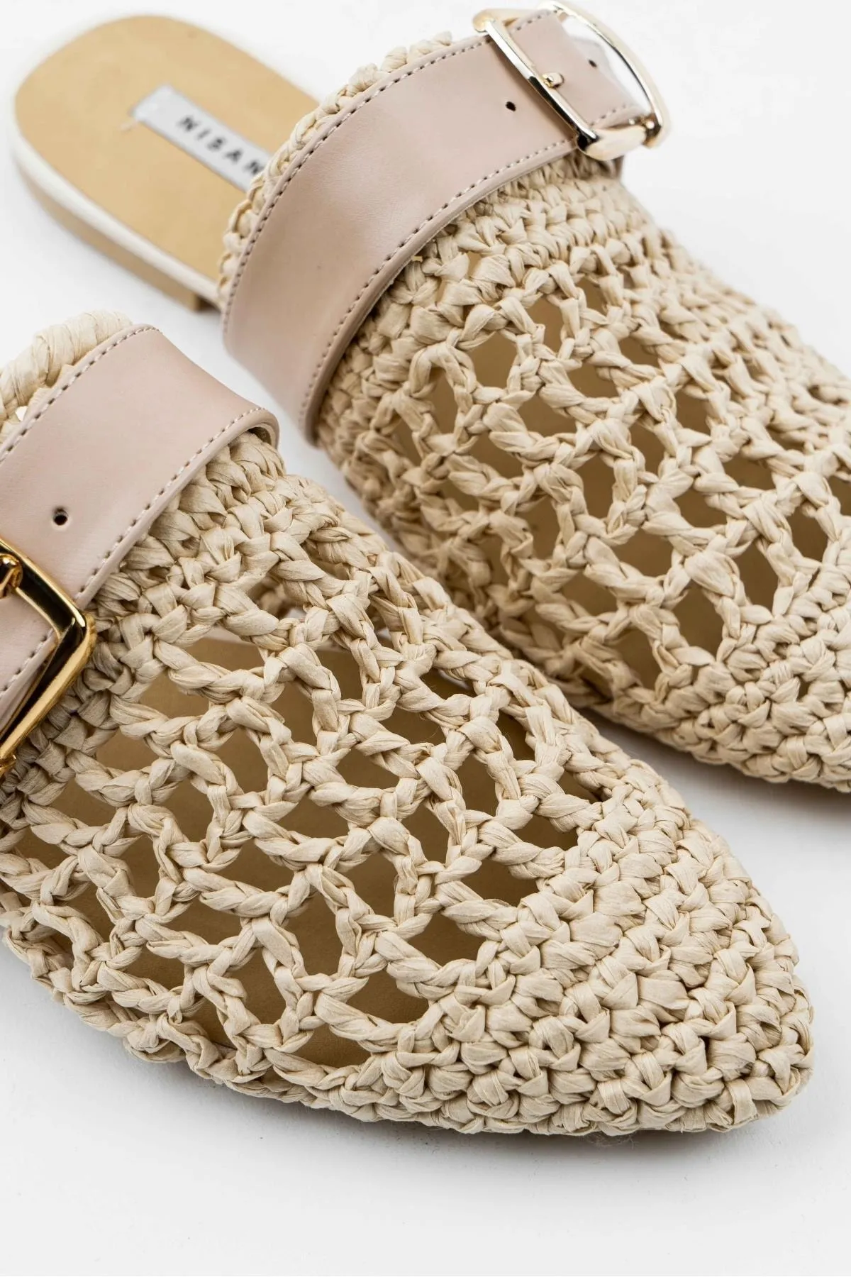 NİŞANTAŞI SHOES  Beste beige gestrickte Damenhausschuhe mit Gürteldetail und flacher Sohle