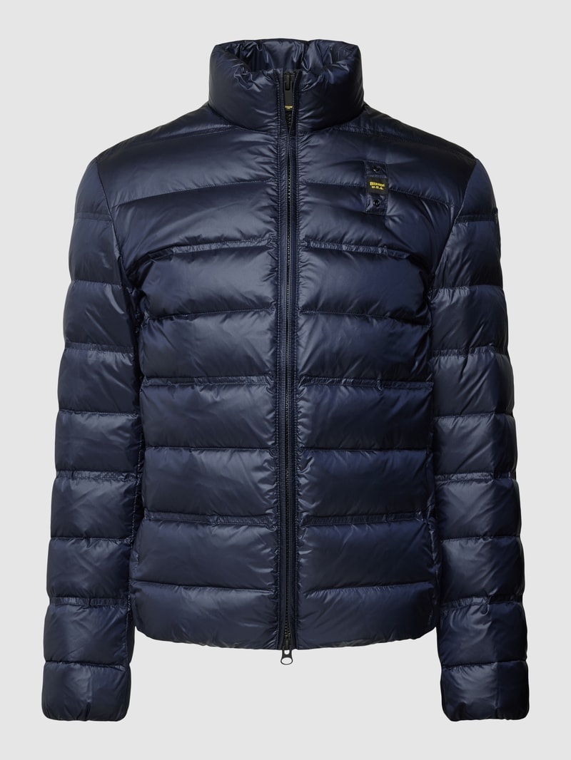Daunenjacke mit Label-Detail in marineblau
