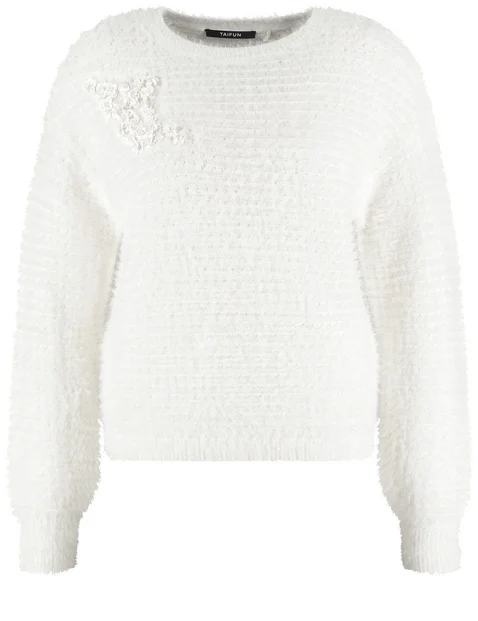 Flauschiger Pullover mit Pailletten-Detail