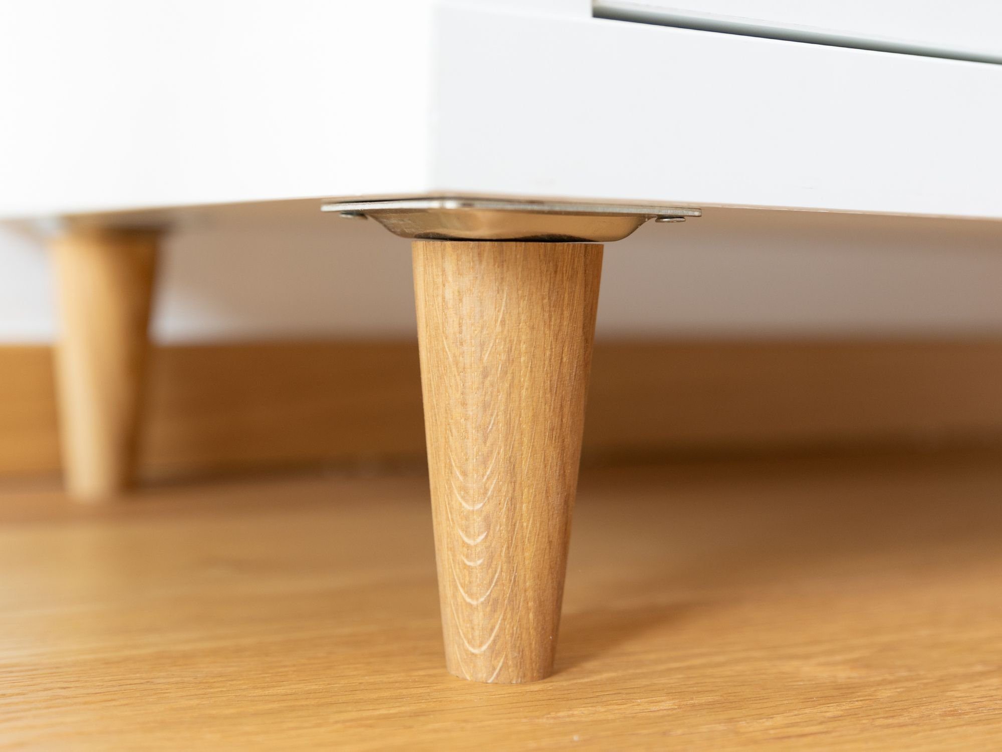 Omformo Möbelfuß Möbelfüße Upp in Eiche Massivholz, (Set, 4-St., 4), für alle gängigen Möbelstücke und Sofas mit M8 Gewinde