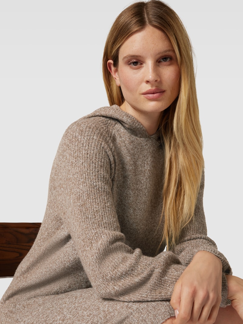 Strickkleid mit Kapuze Modell 'DOFFY' in mittelbraun