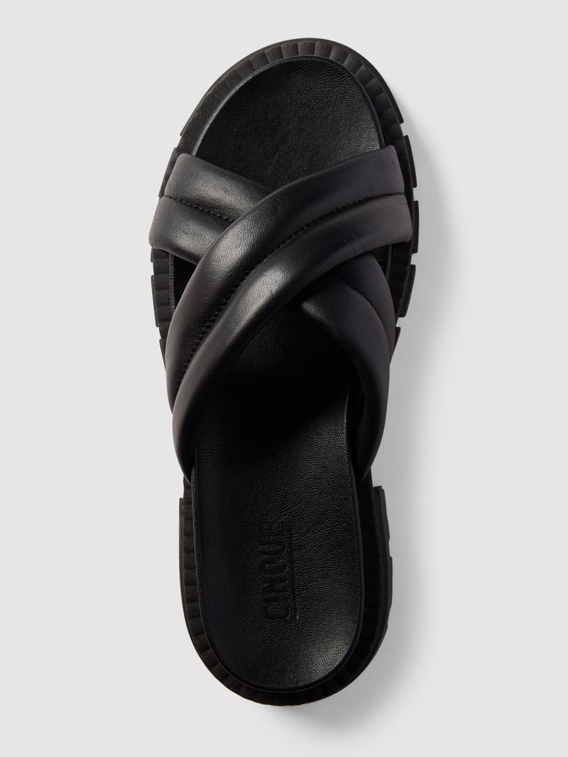 Slides mit gekreuzten Riemen in schwarz