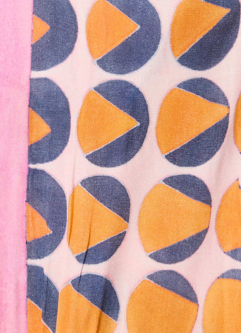 Vestido túnica corto Myriem de ba&sh con estampado gráfico.
