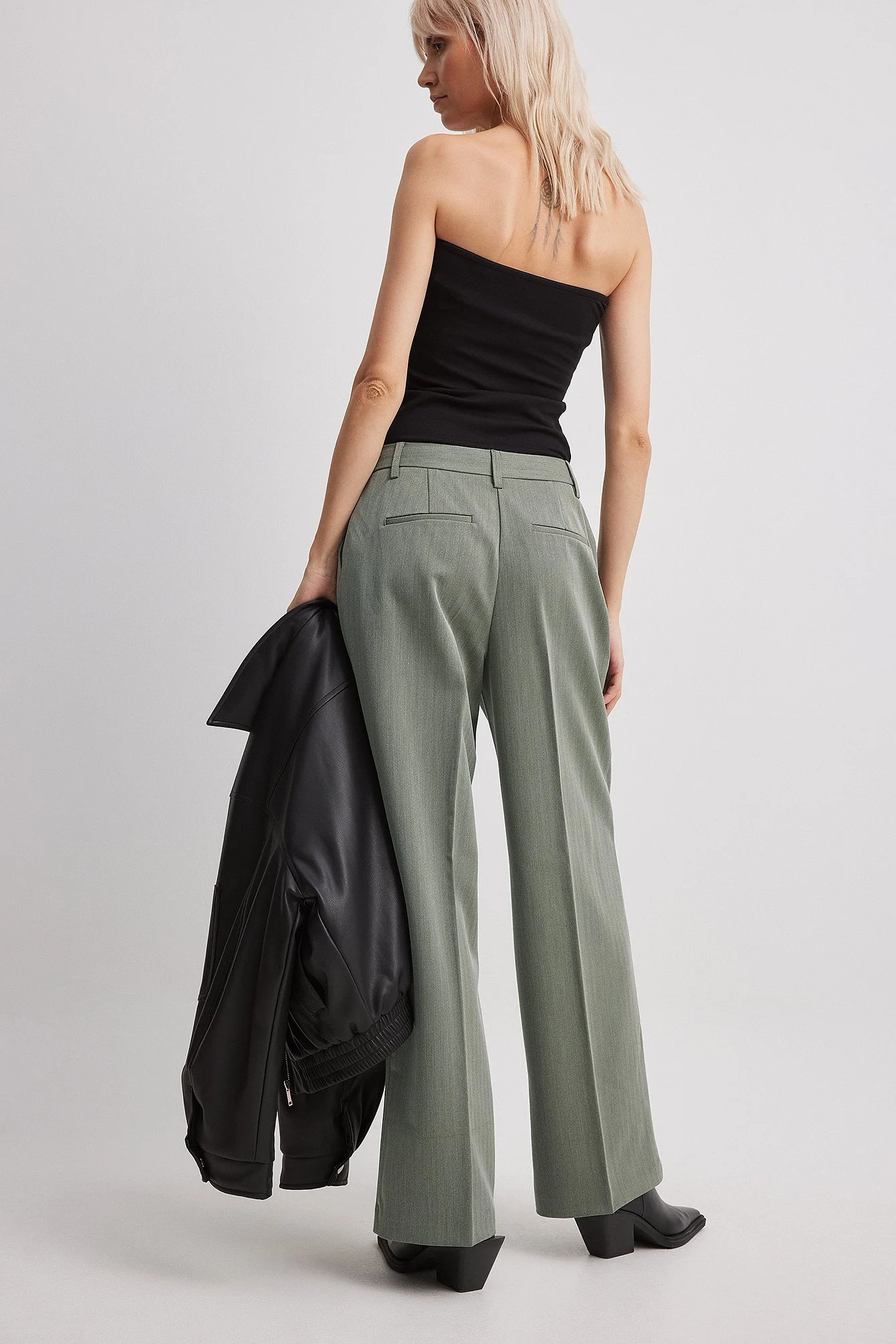 Schwere Anzughose mit niedriger Taille