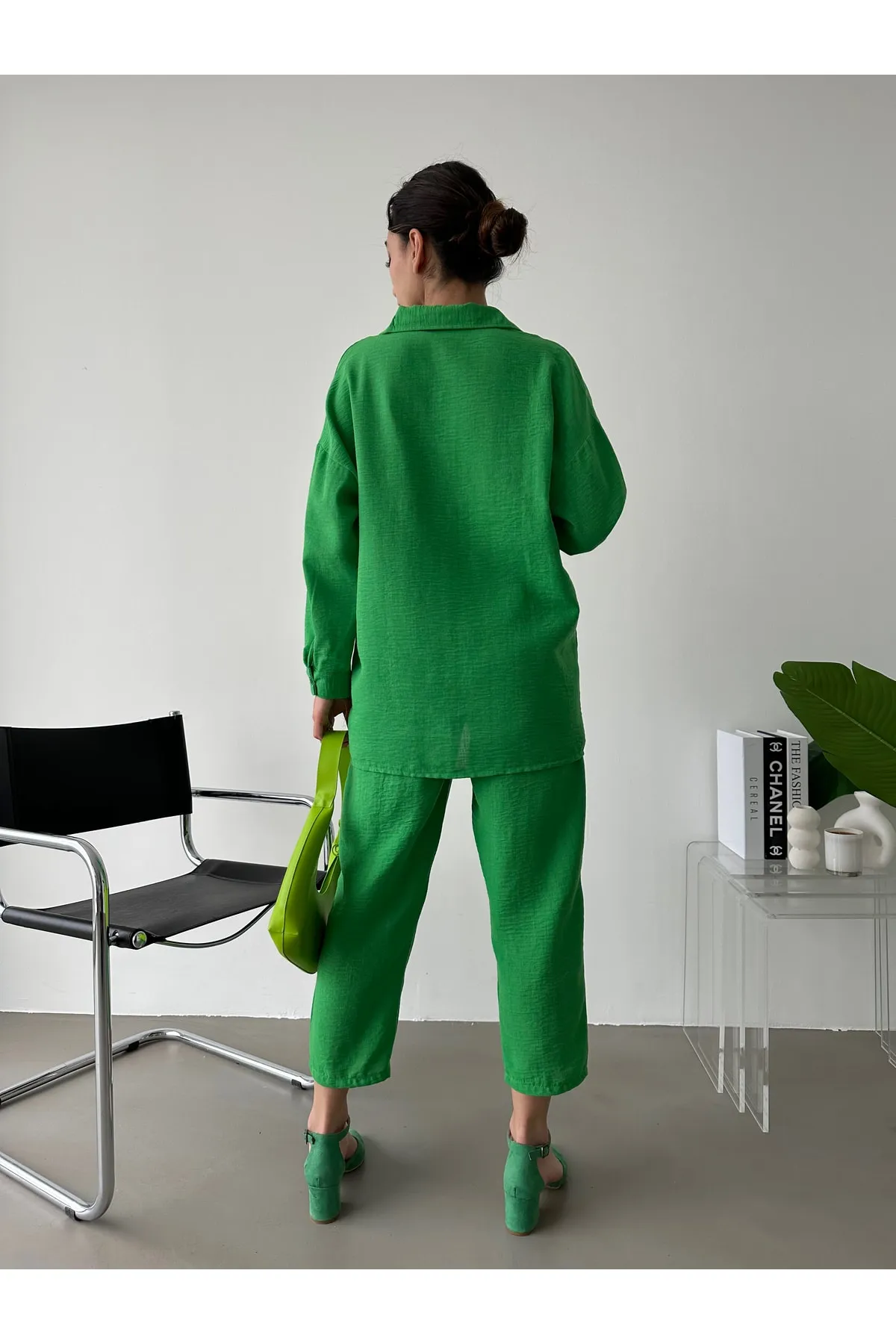 BEJNA  Grünes Oversize-Leinenhemd-Hose-Unterteil-Top-Set für Damen