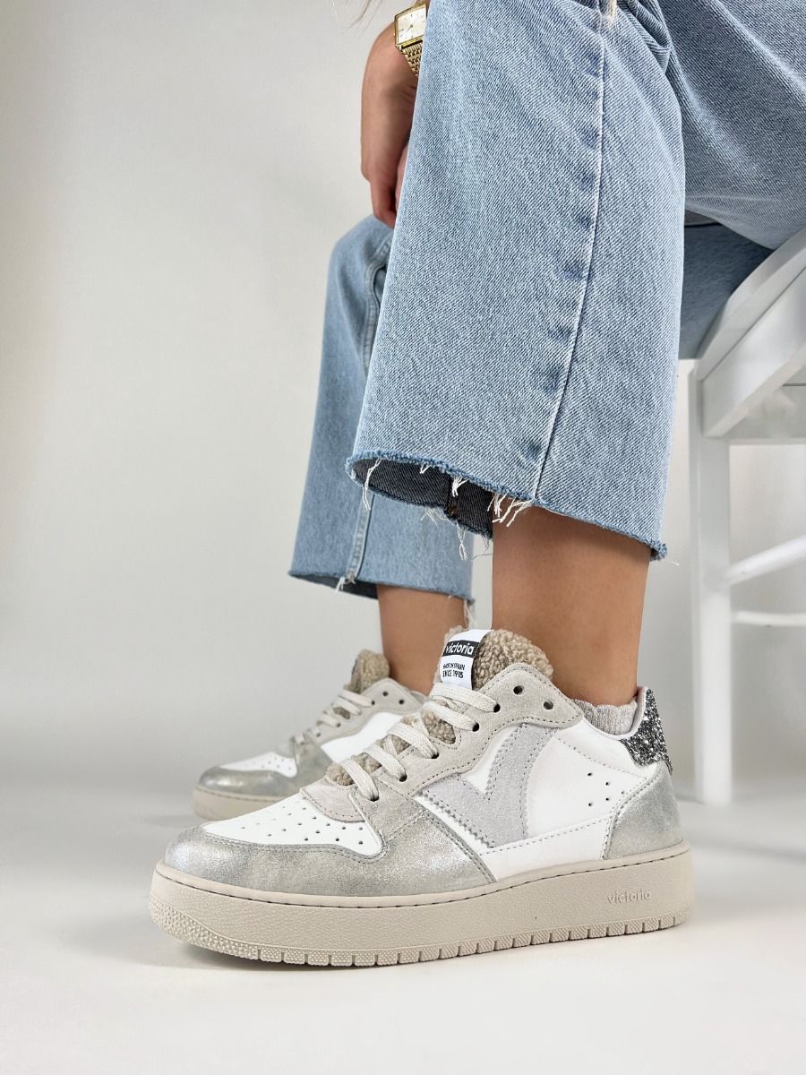 Victoria  1258243 - Argent blanc