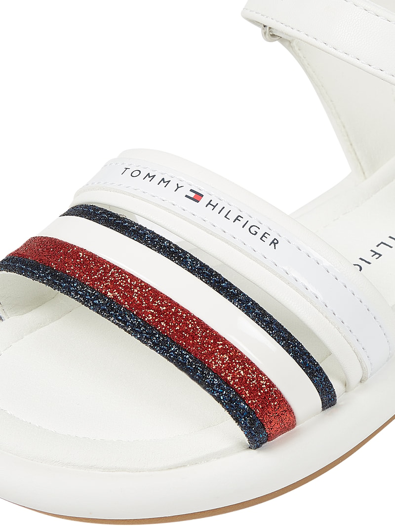 Sandalen mit Effektgarn in weiß