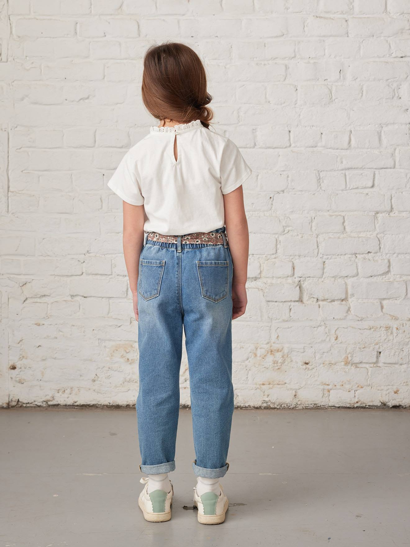 Vertbaudet Mädchen Paperbag-Jeans mit Blumen-Gürtel - grauer denim
