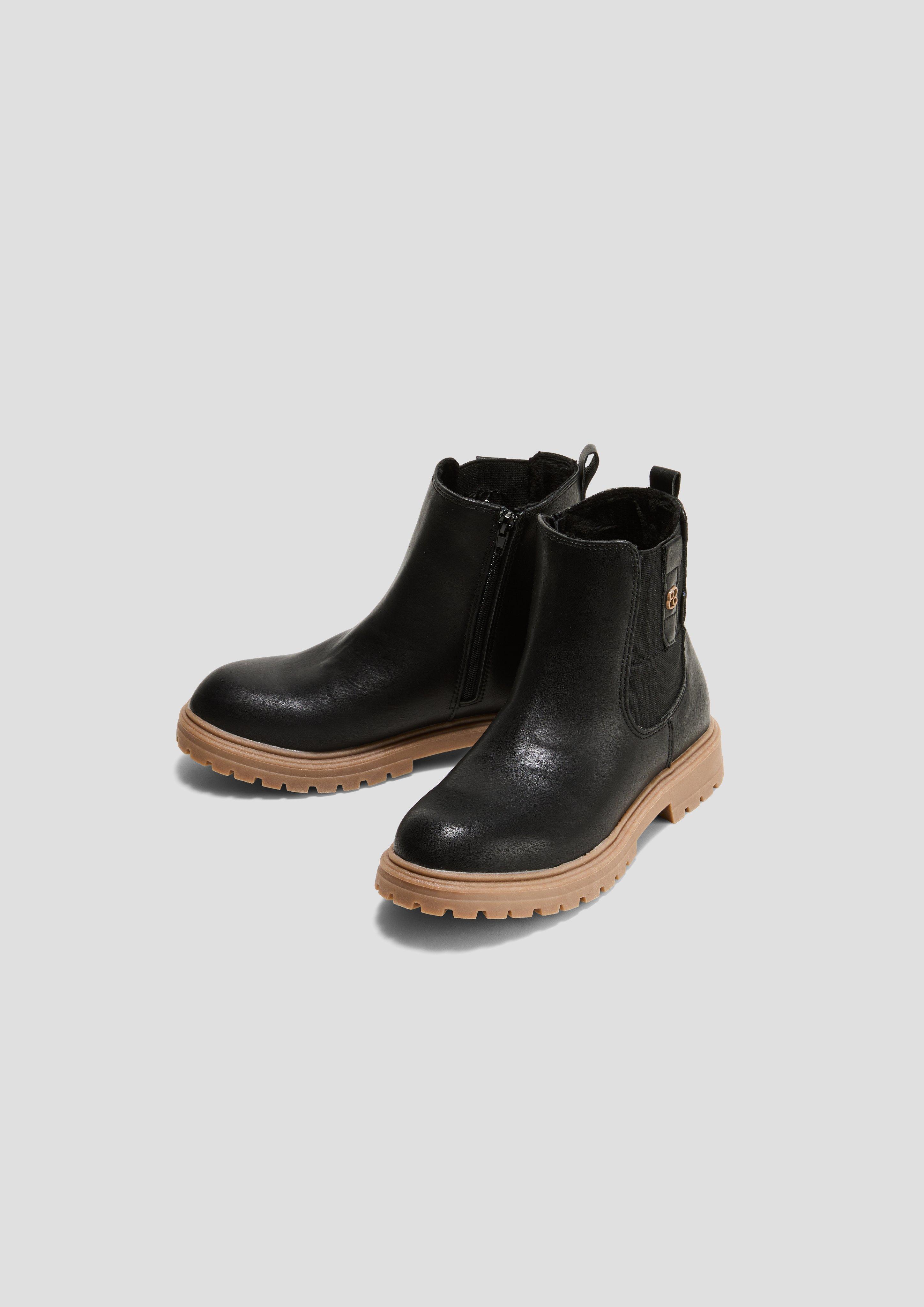 Boots mit Elastikeinsätzen  6008307-034