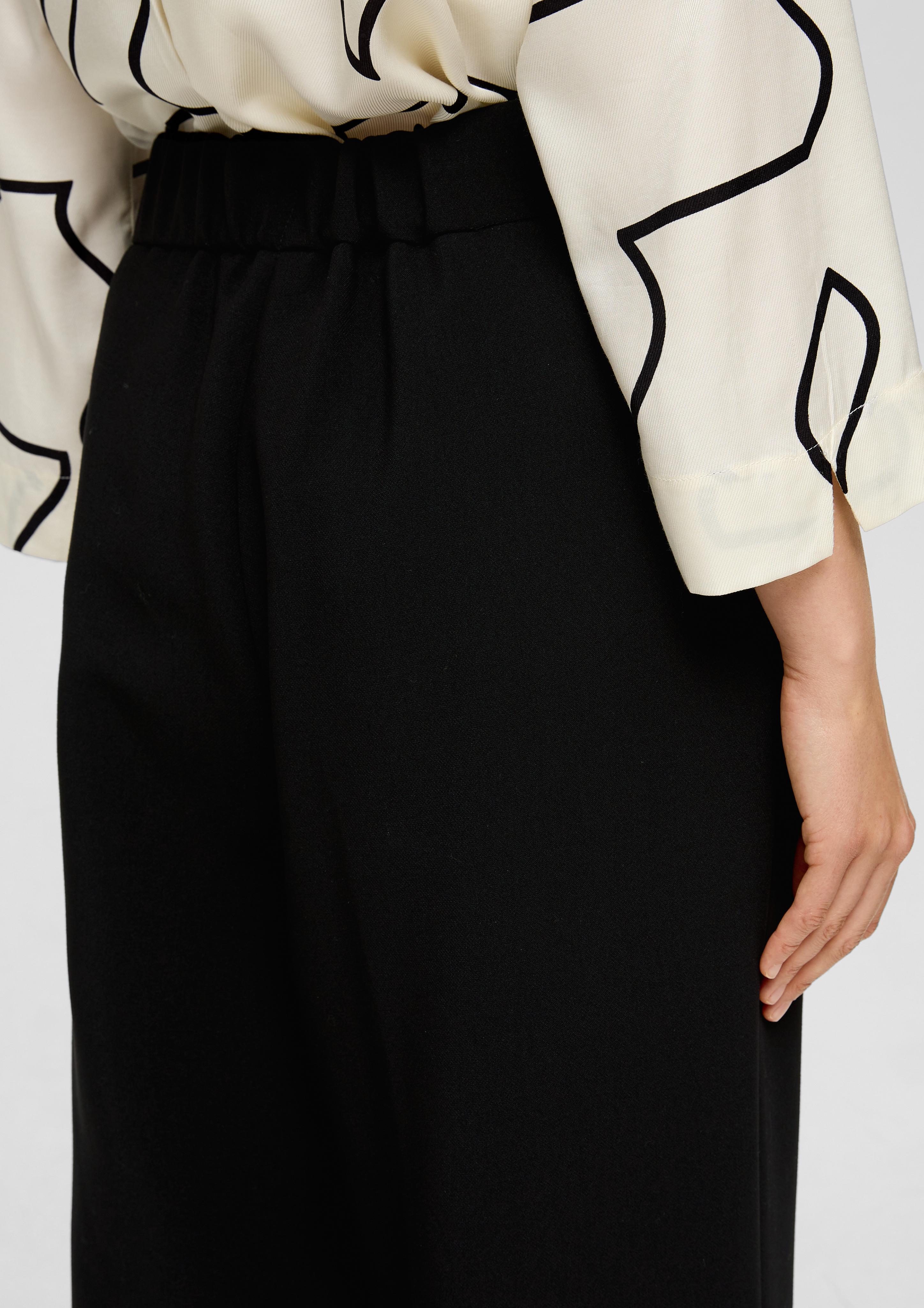 Regular: Stoffhose mit Ziernaht  2136085-9999