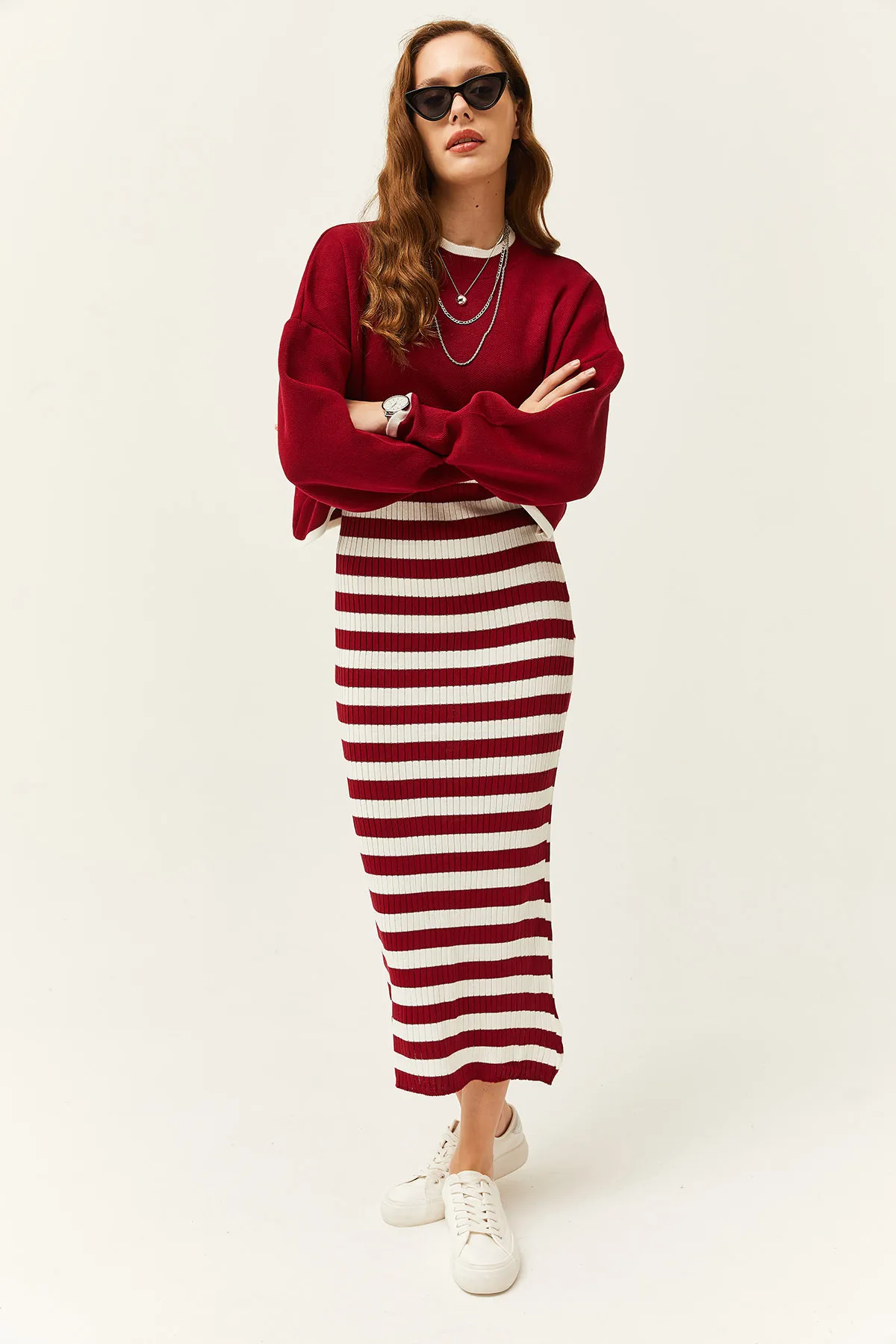 Olalook  Damen-Strickanzug mit Oberteil, Pullover und Unterkleid in Burgunderrot TKM-19000237