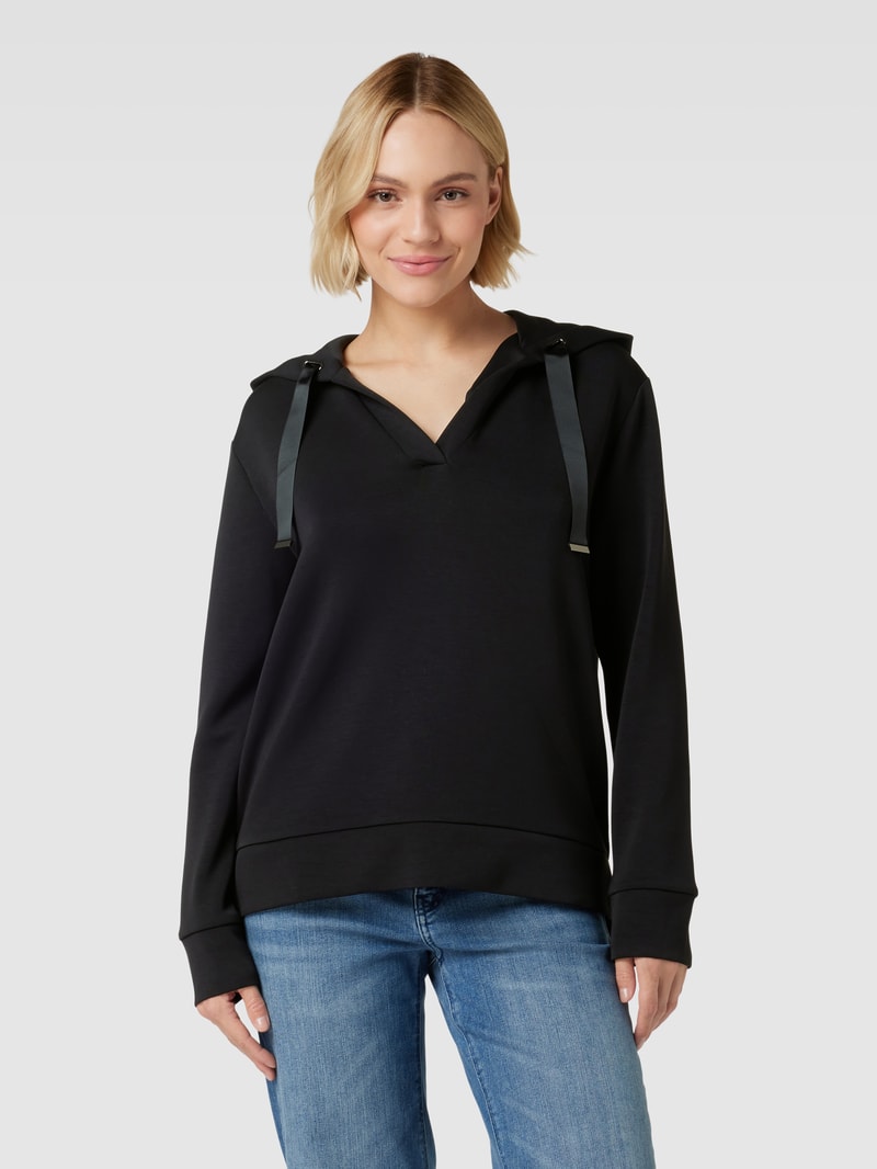 Hoodie mit V-Ausschnitt in schwarz
