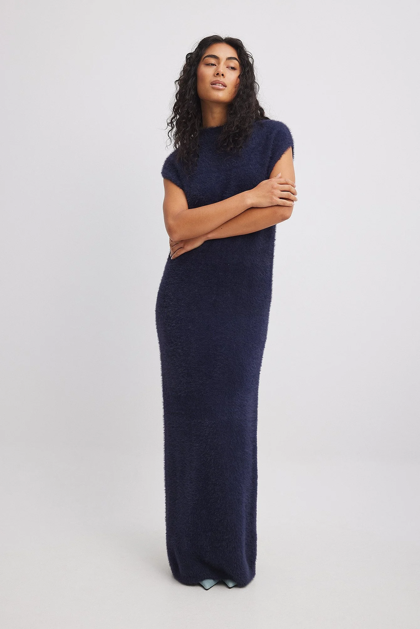 Flauschiges Strick-Maxikleid