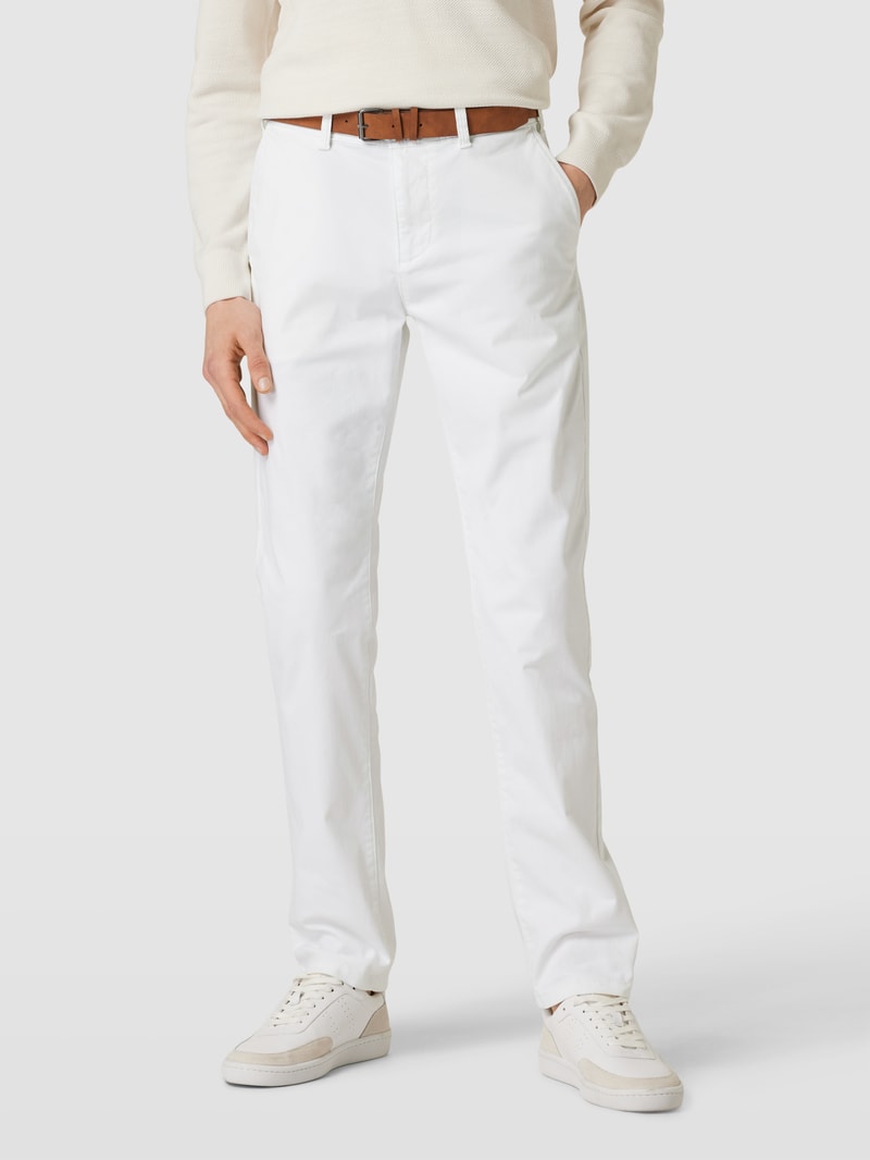 Chino mit Gürtel in weiß