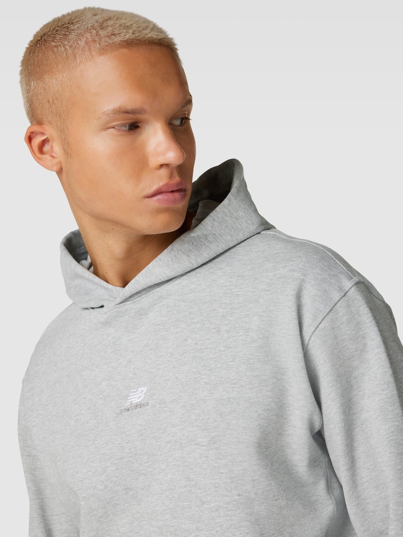 Hoodie mit Känguru-Tasche in hellgrau meliert