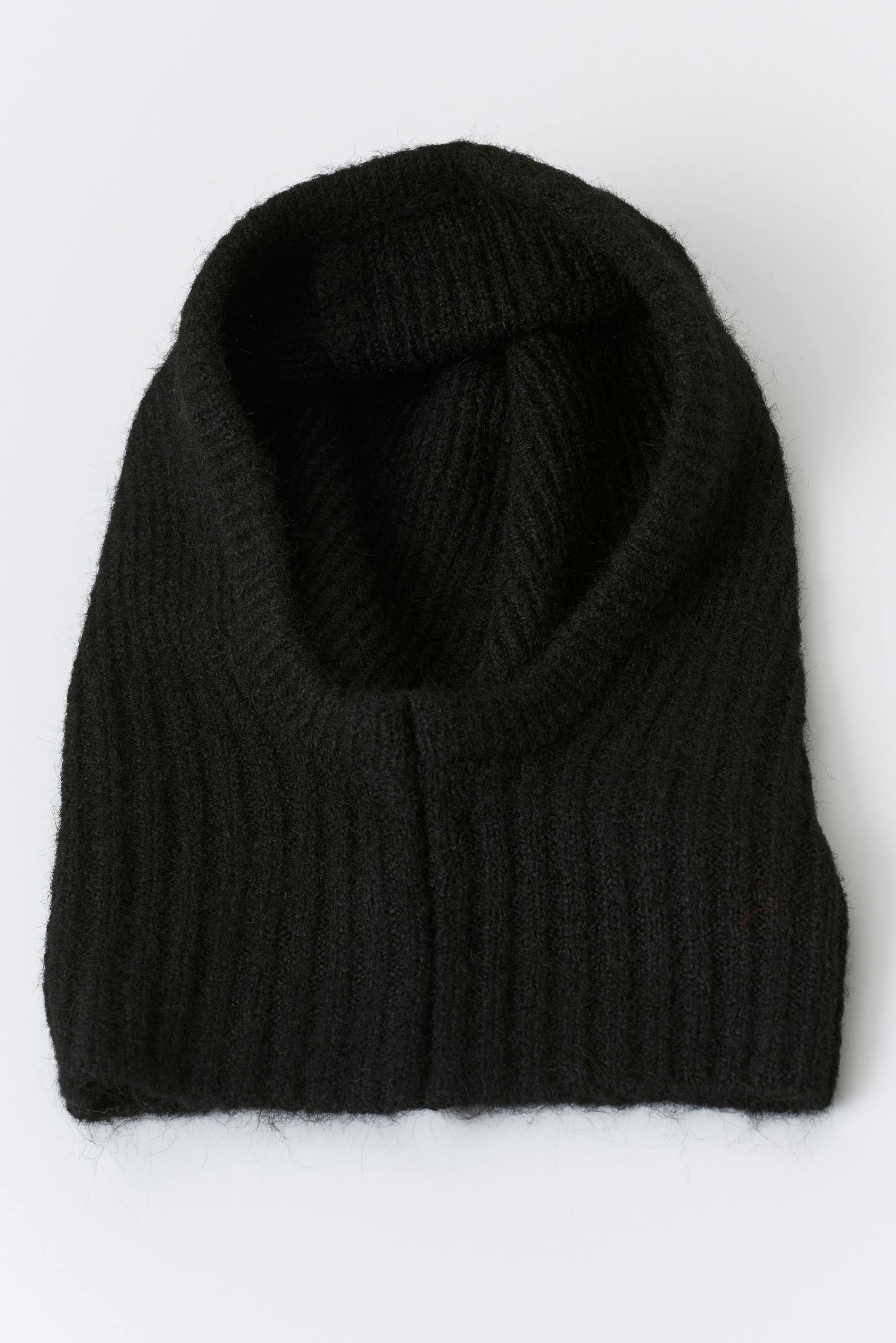 Knitted balaclava
