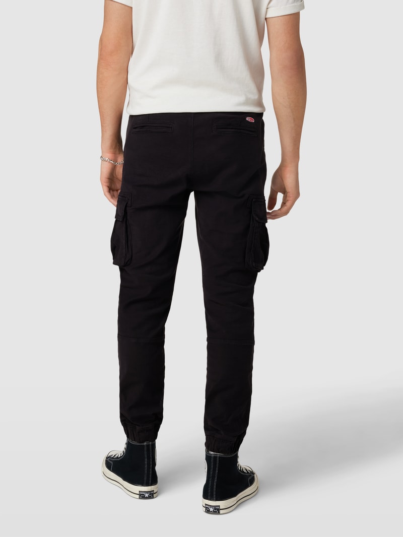 Cargohose mit Label-Detail in schwarz