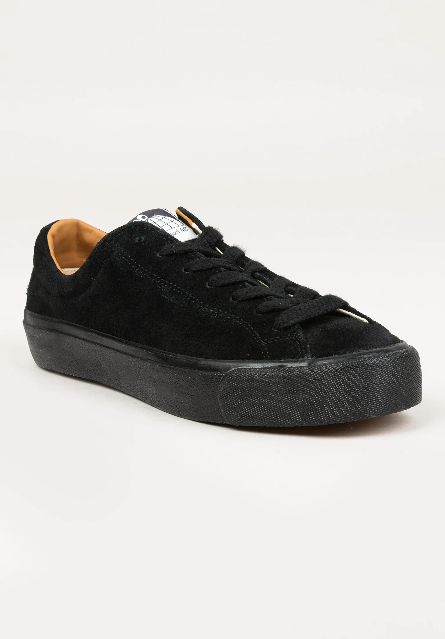 VM003 Suede Low