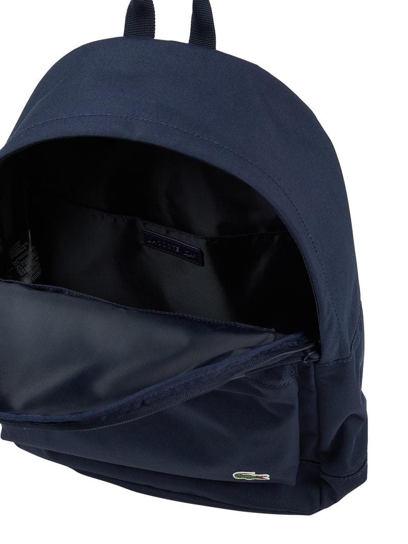 Rucksack mit Logo-Badge in marineblau