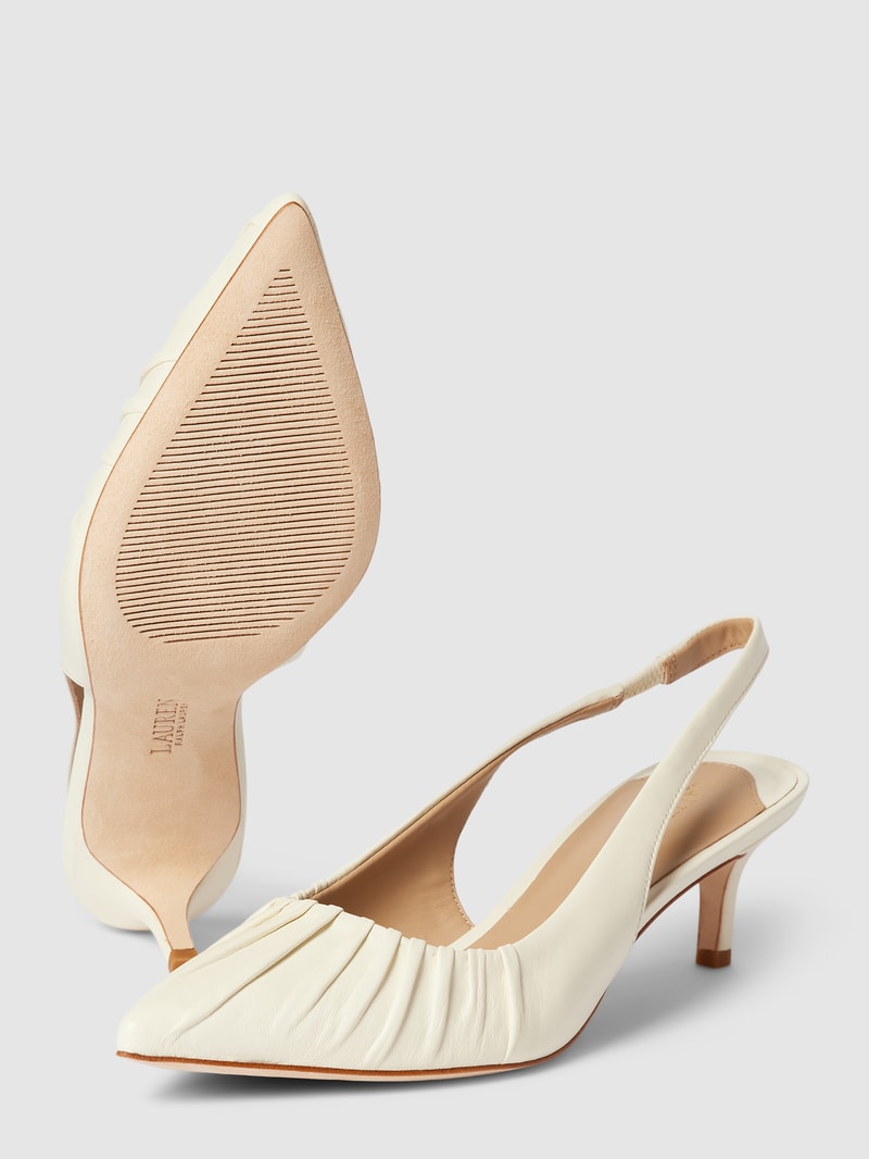 Pumps aus Leder mit spitzer Form Modell 'LOLAH' in offwhite