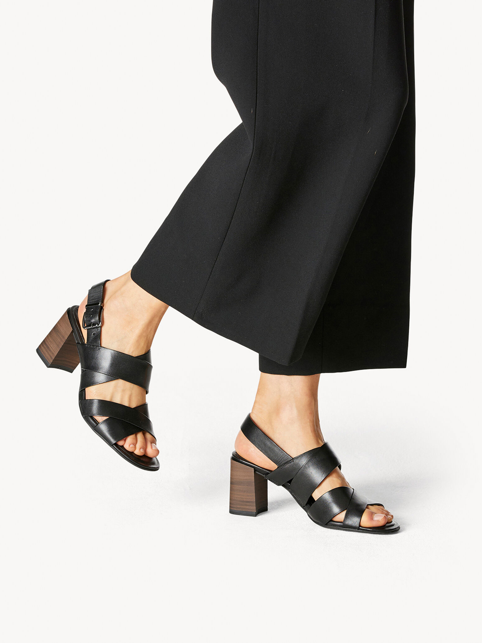 Sandale à talon en cuir - noir