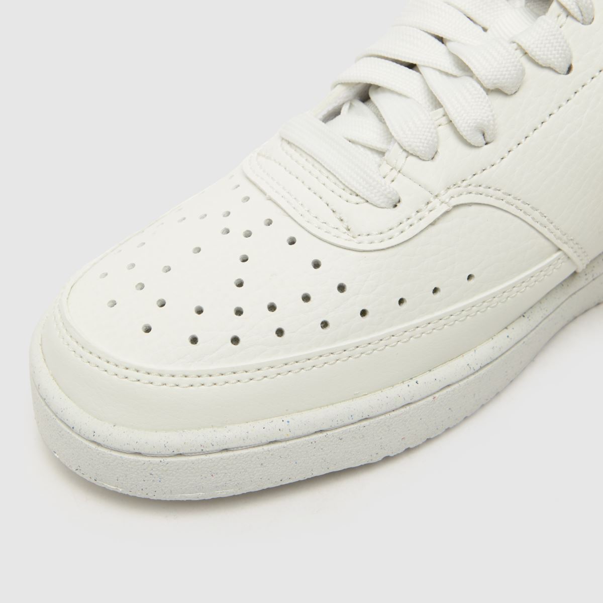 Nike Court Vision Low Better – Vita och röda träningsskor