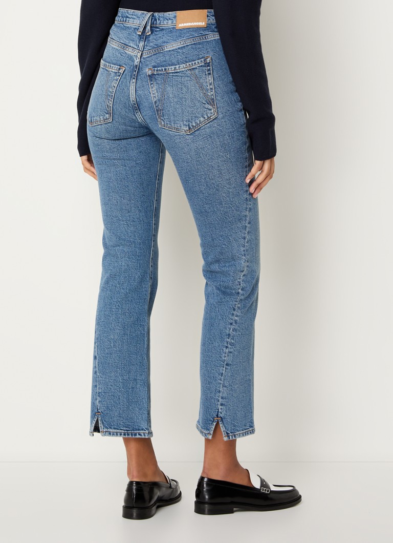 Pantaloni scurți din denim ARMEDANGELS cu talie înaltă și croială dreaptă, confecționați dintr-un amestec de bumbac organic.