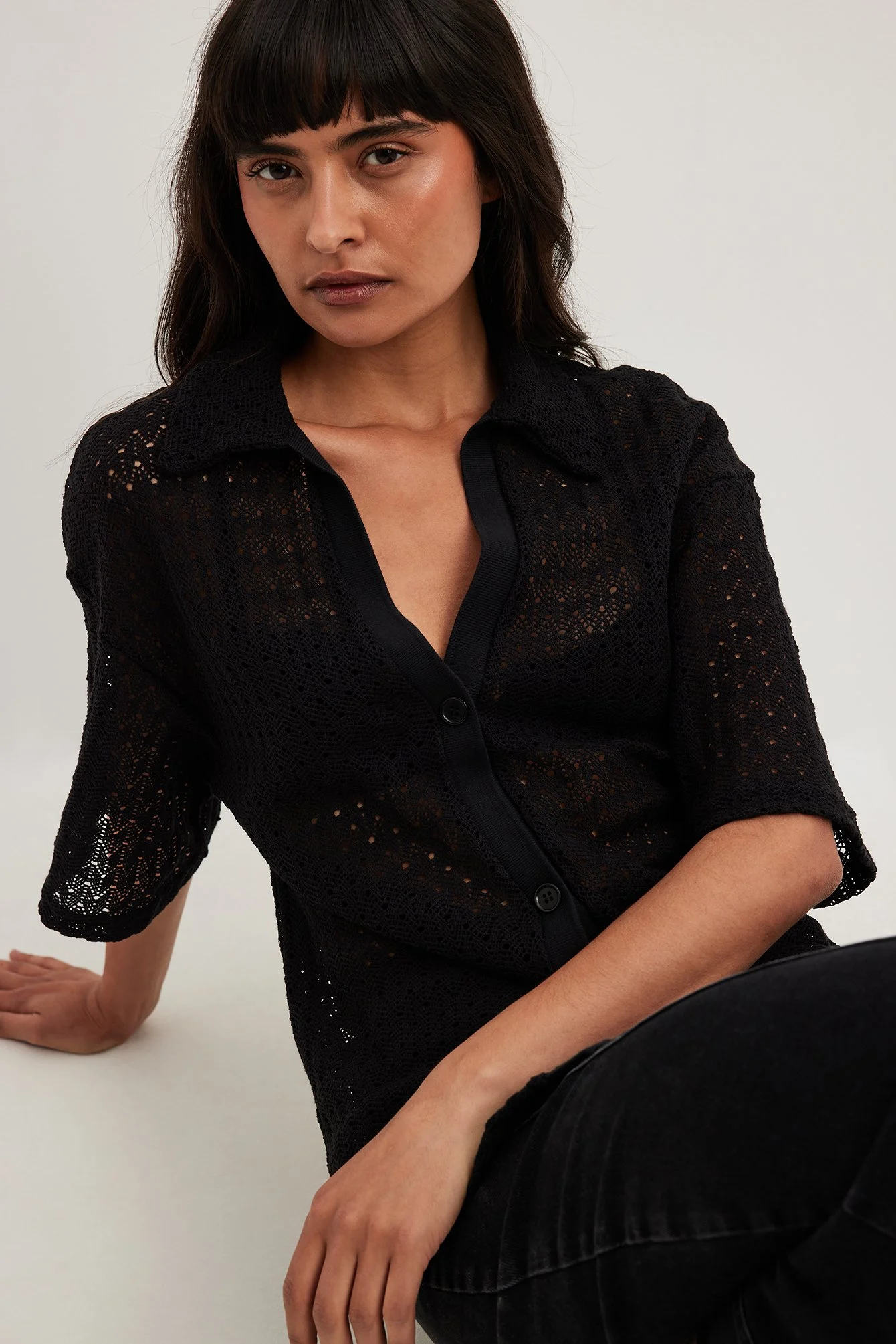 Oversize-Shirt mit Häkelkragen