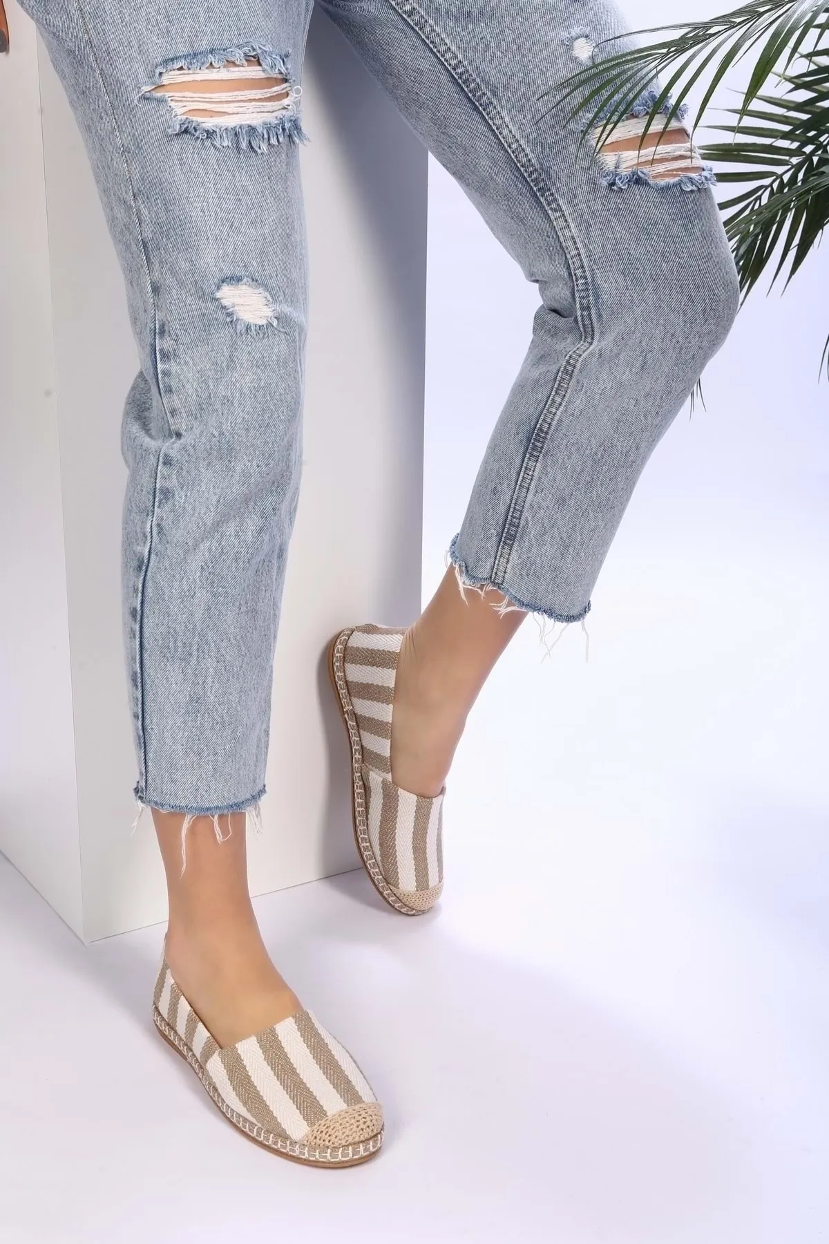 Shoeberry  Damen-Espadrille „Lurica“ aus weiß-braunem Leinen