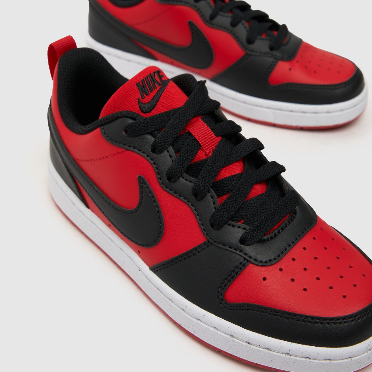 Nike svarta & röda Court Borough Low Recraft pojkar/ungdomsskor
