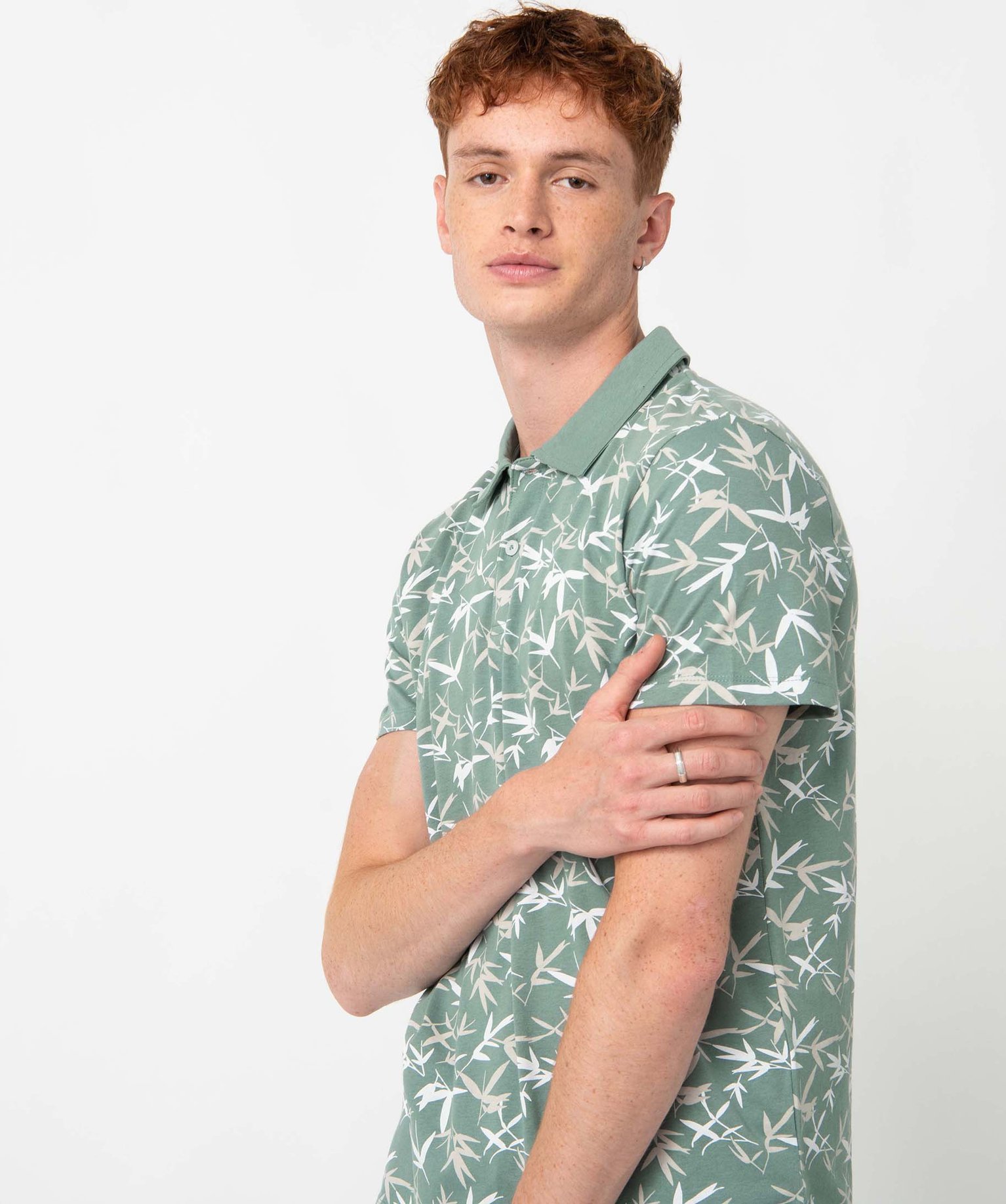 Polo homme à manches courtes avec motif feuillage vert | GEMO