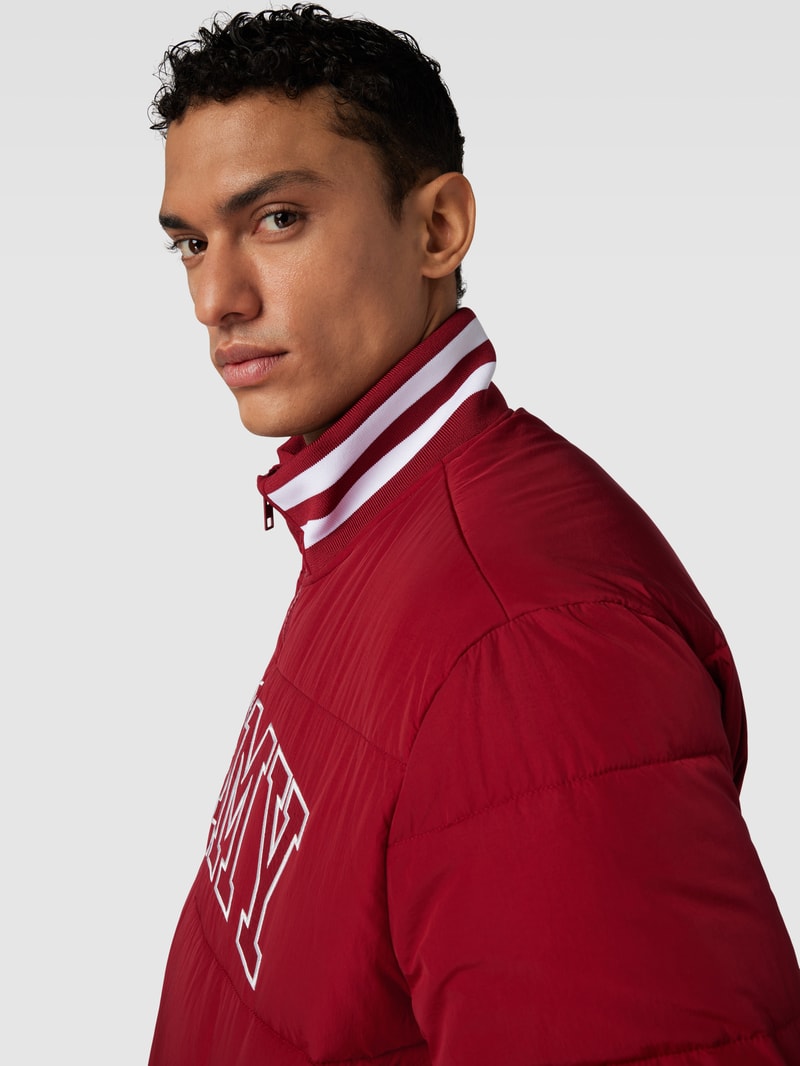 Bomberjacke mit Label-Stitching Modell 'NEW VARSITY' in rot