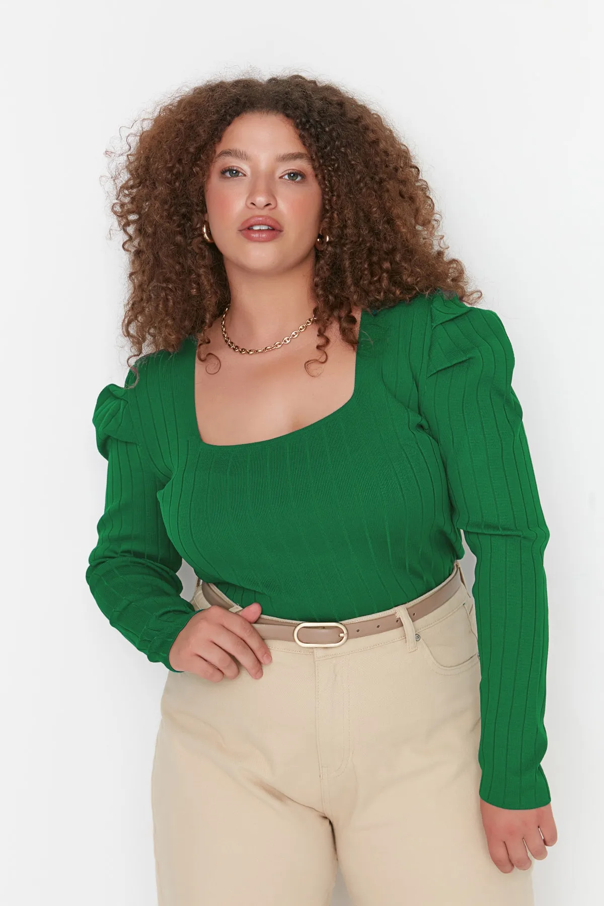 Trendyol Curve  Grüne Strickbluse TBBAW23AF00018