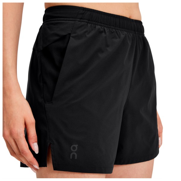 On - Women's Essential Shorts - Laufshorts