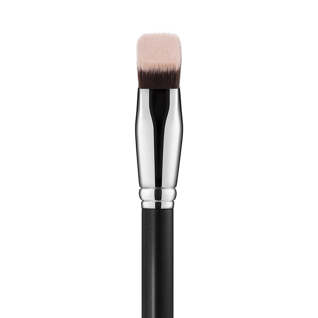 All Over Face Brush 171S