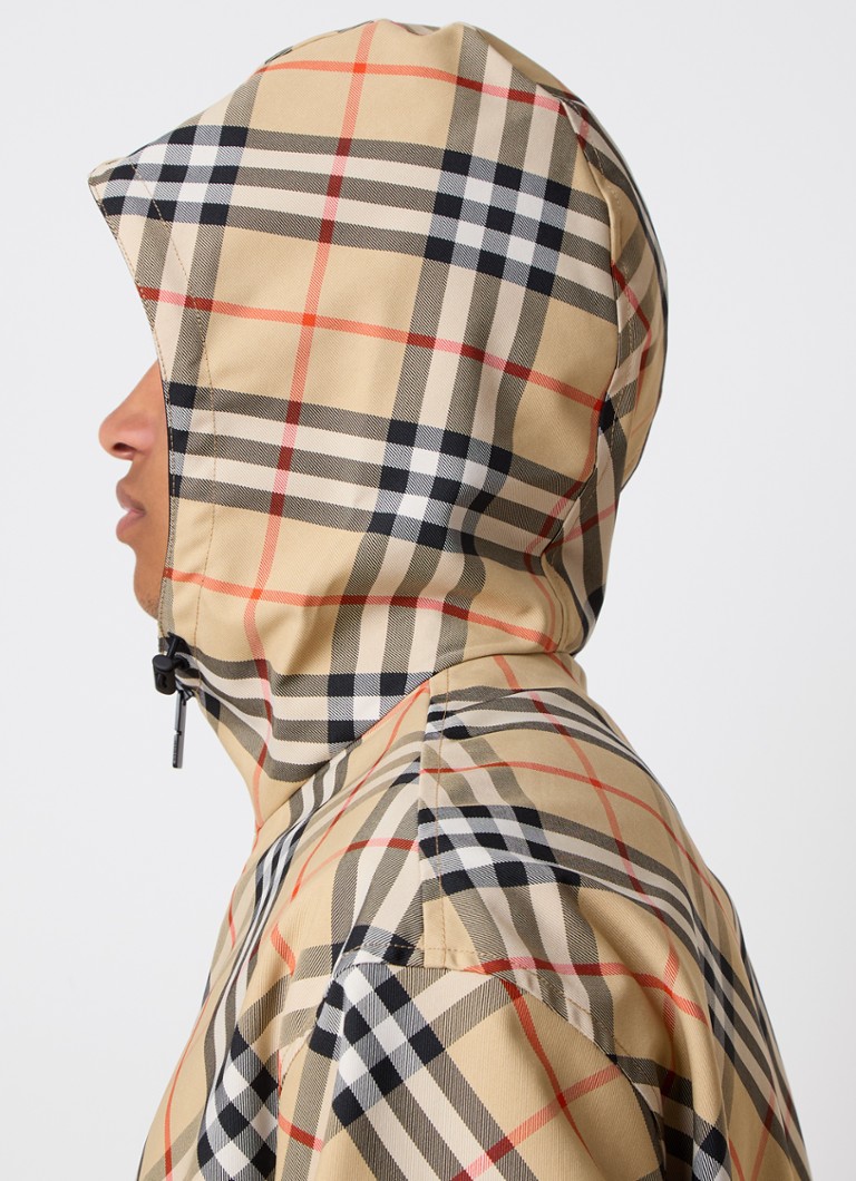 Burberry jacket with side pockets and check pattern