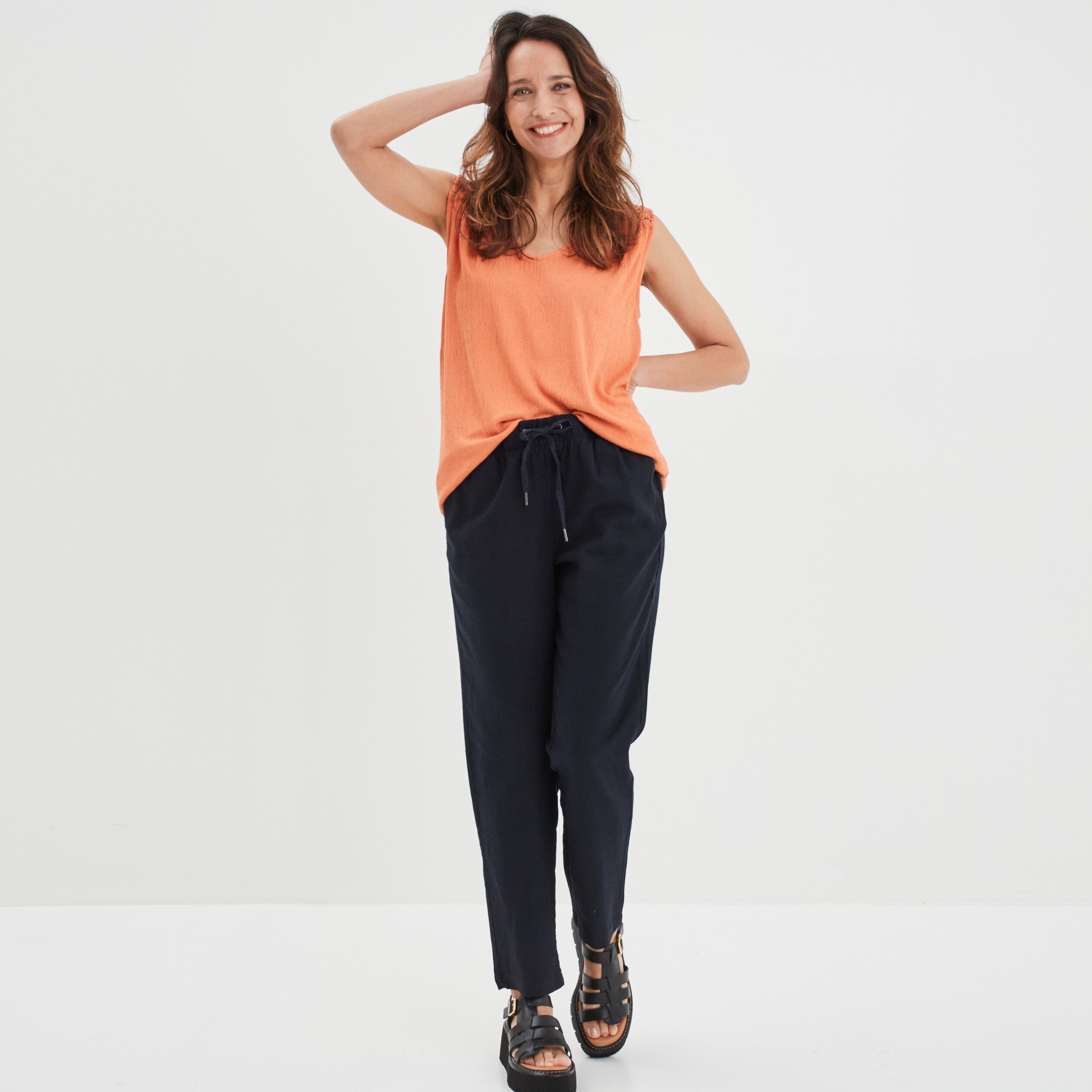 Pantalon droit fluide en mélange de lin bleu foncé femme | La Halle