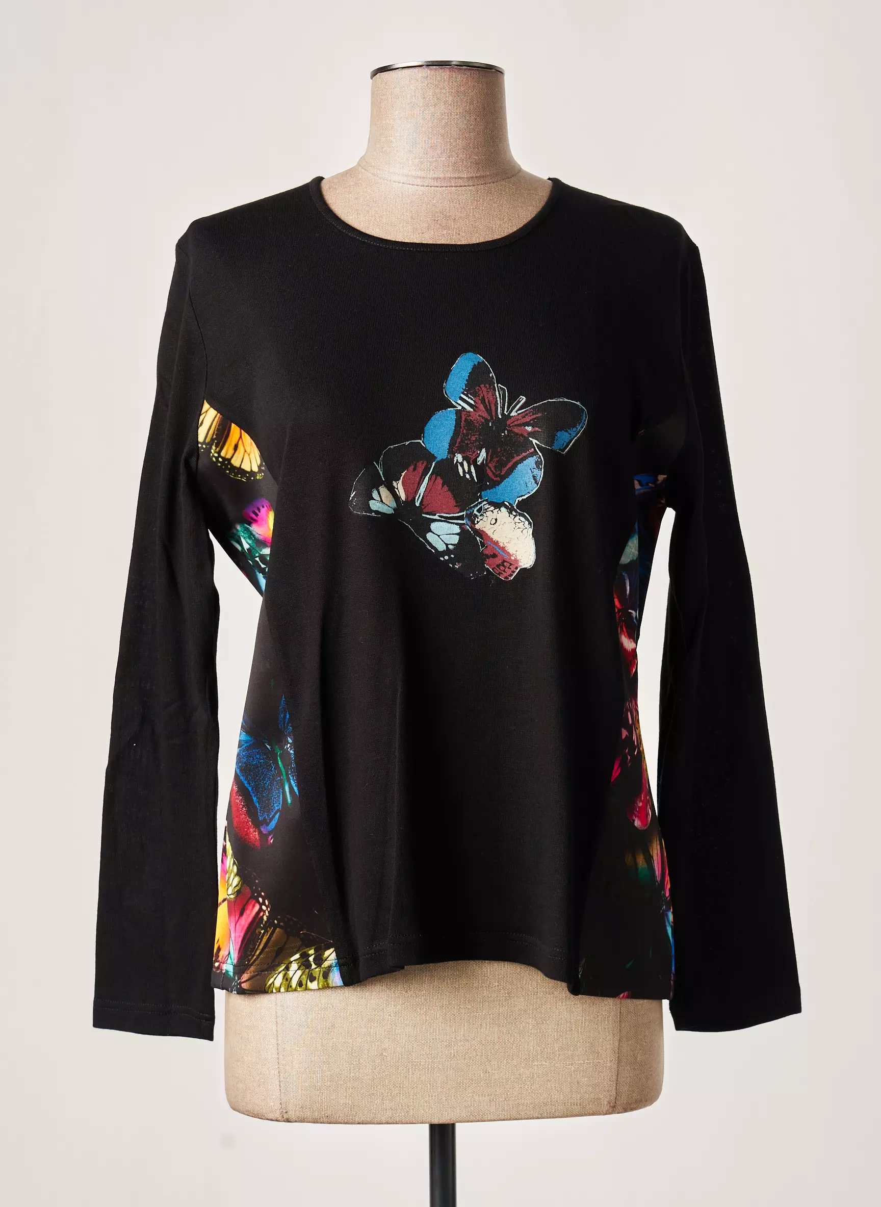 Guy Dubouis Tshirts Femme couleur noir