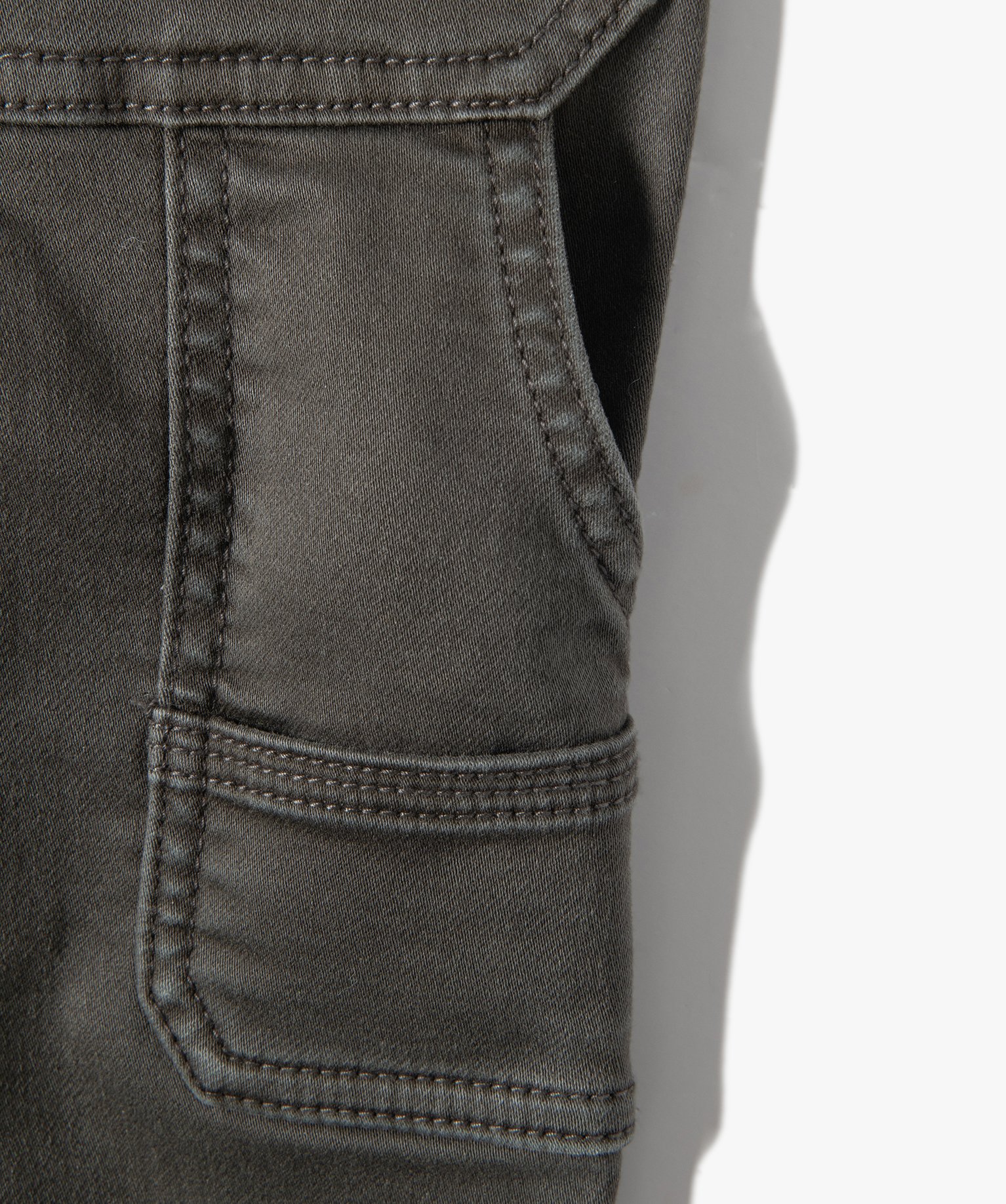 Pantalon Garçon à taille élastiquée et grandes poches pl... gris | GEMO