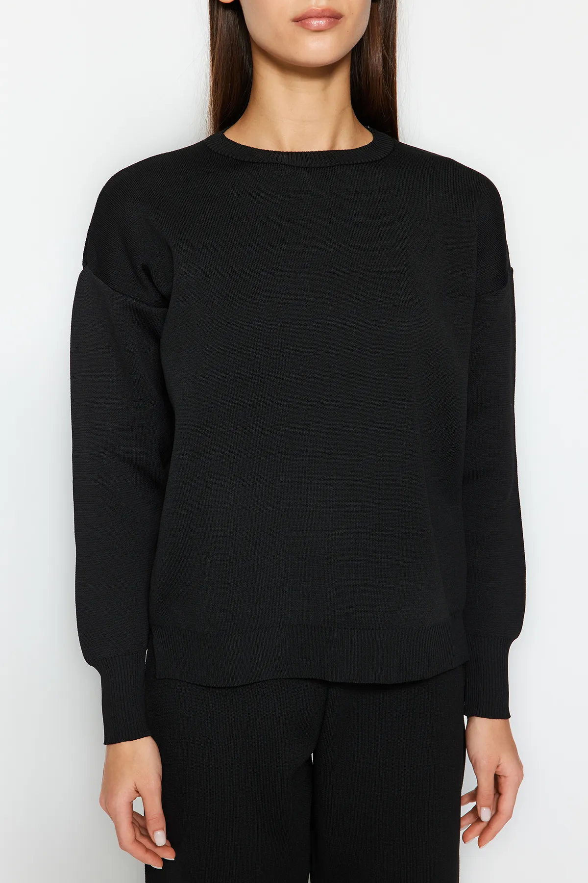 Trendyol Modest  Schwarzer Pullover-Hosen-Strickwaren-Oberteil-Unterteil-Set TCTAW24US00109