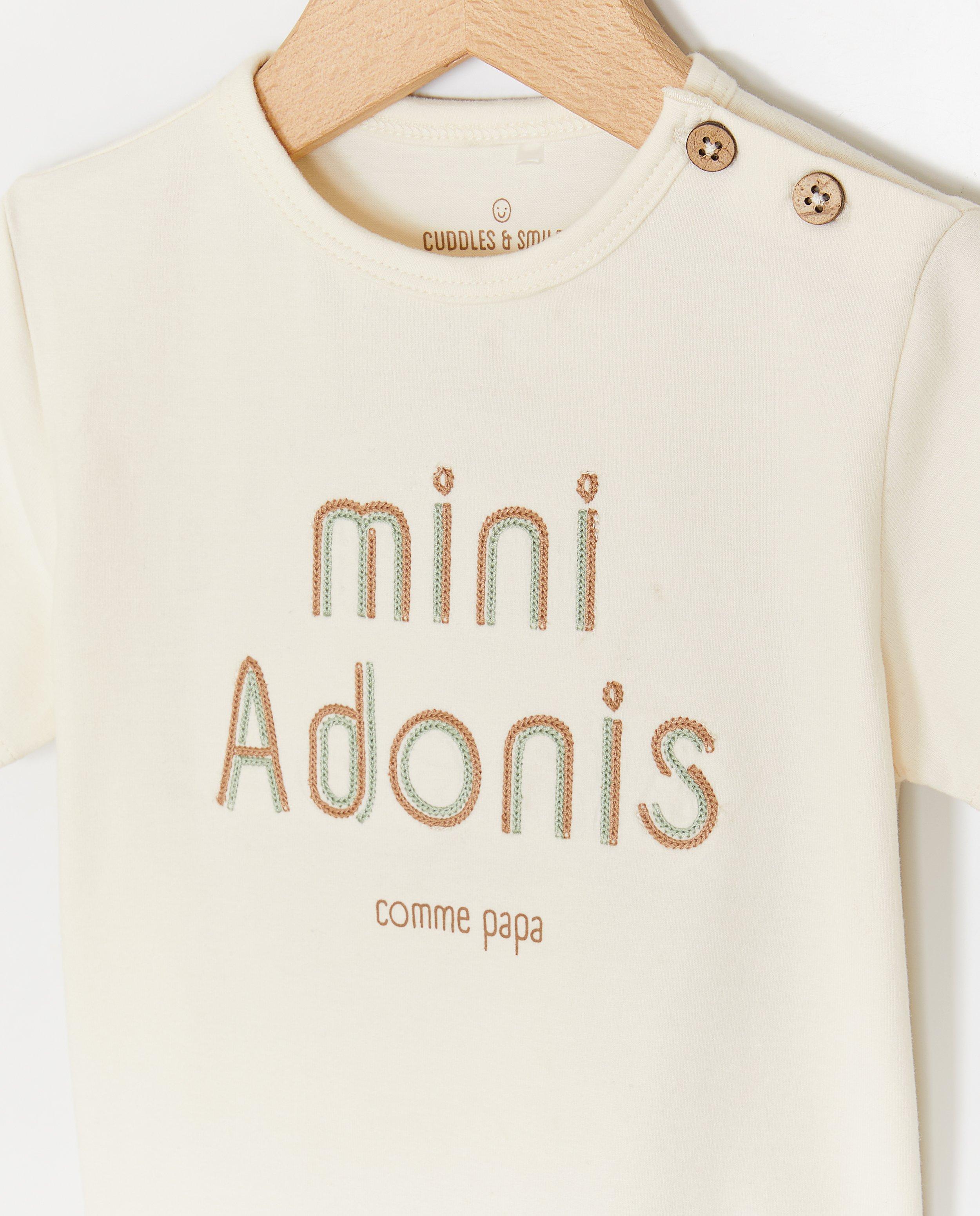 Cuddles and Smiles T-shirt med inskription, Vit för speciella tillfällen