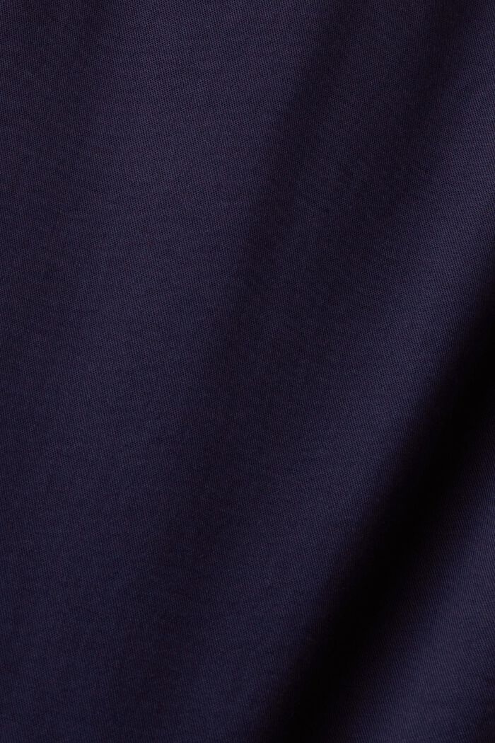 Shorts mit Raffia-Flechtgürtel