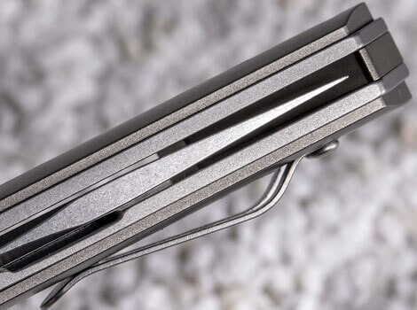 Kwaiken Flipper Titan