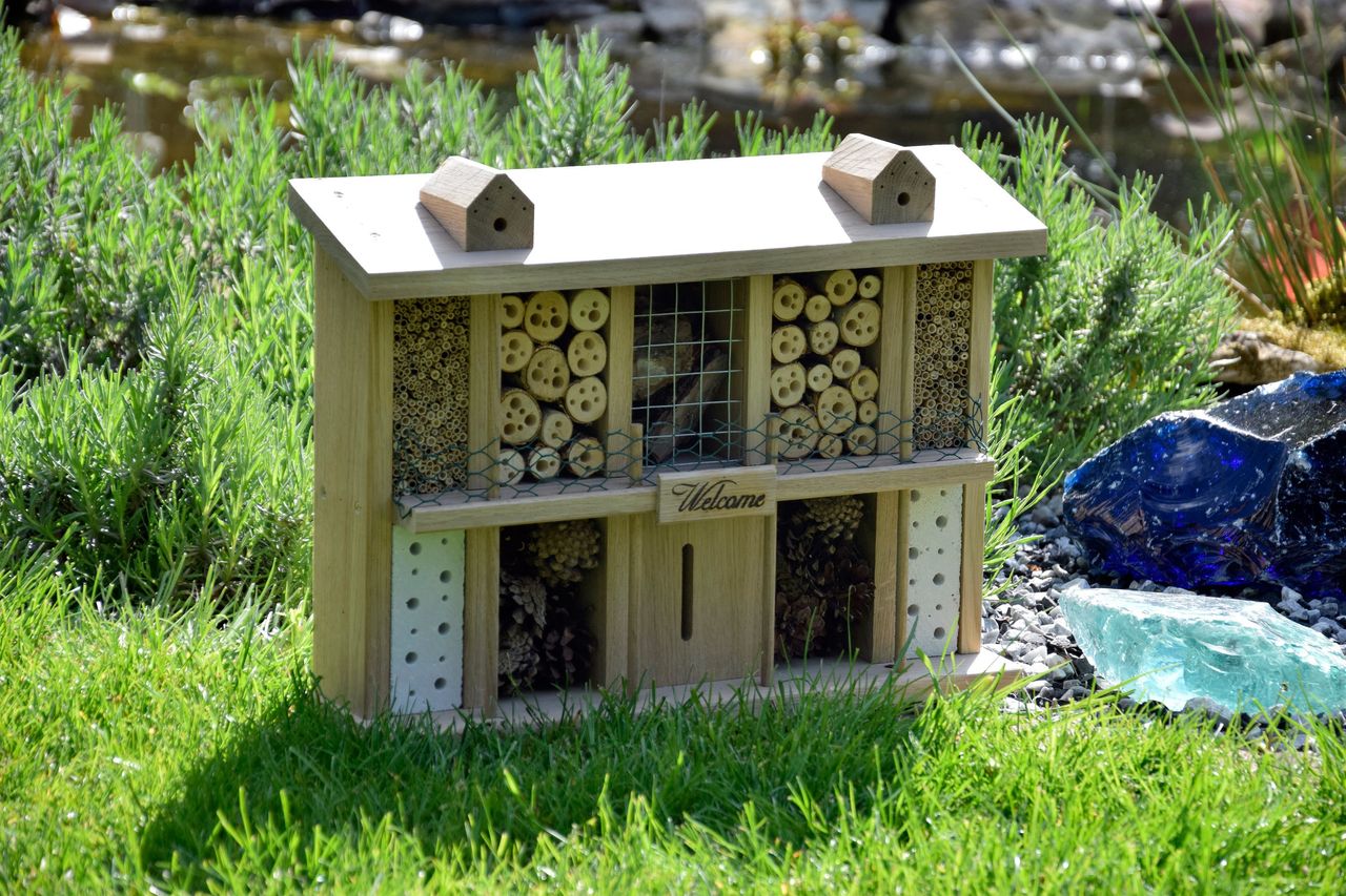 Luxus-Insektenhotels Luxus-Insektenhotel 