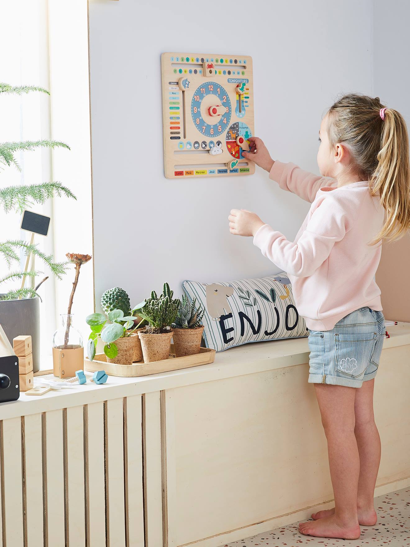 Calendrier en bois FSC® multicolore