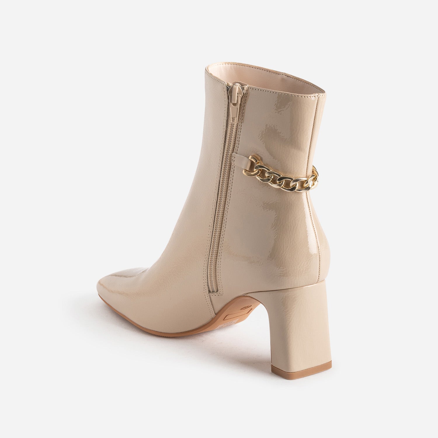 Boots écru verni décor chaîne