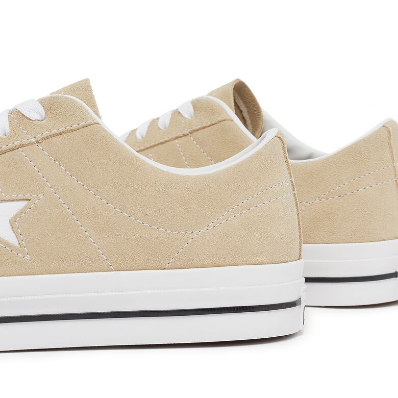 Converse One Star Pro Classic Suede oat milk/white/black