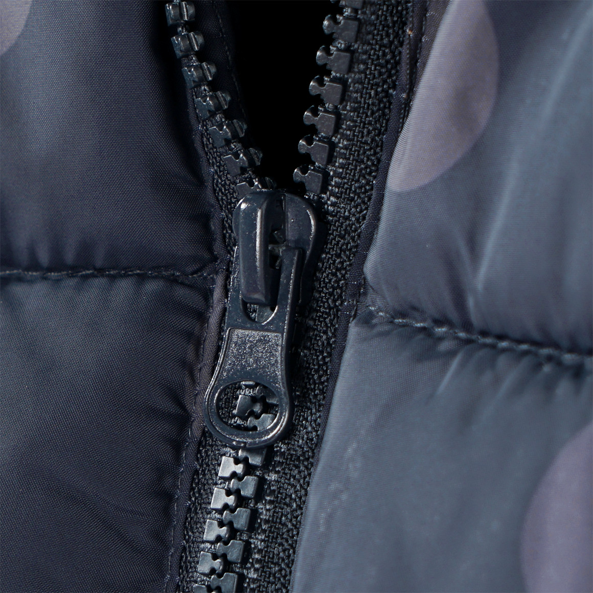 Mädchen Steppjacke mit Punkte-Allover